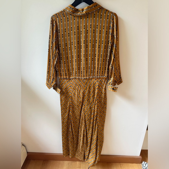 La Petite Francaise Richesse Midi Shirt Dress - Picture 3 of 5